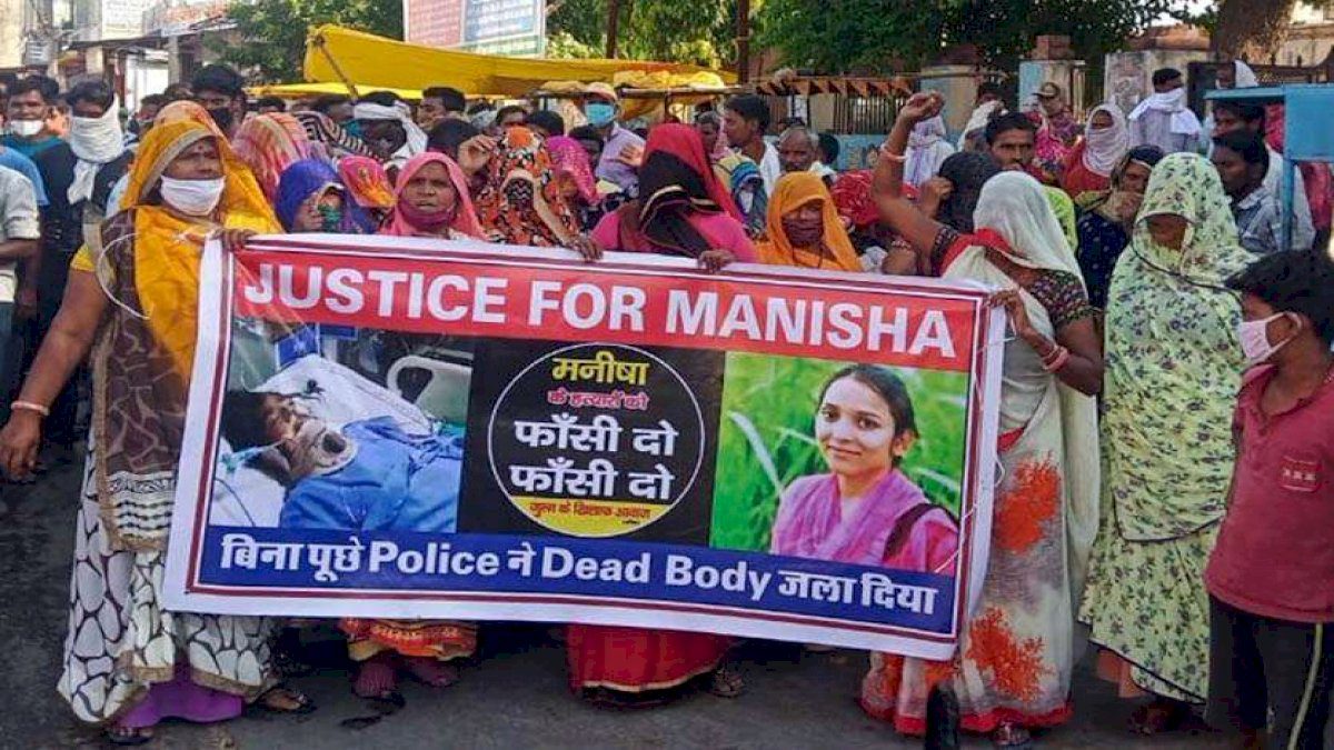 Hathras gang-rape FIR against 200 people