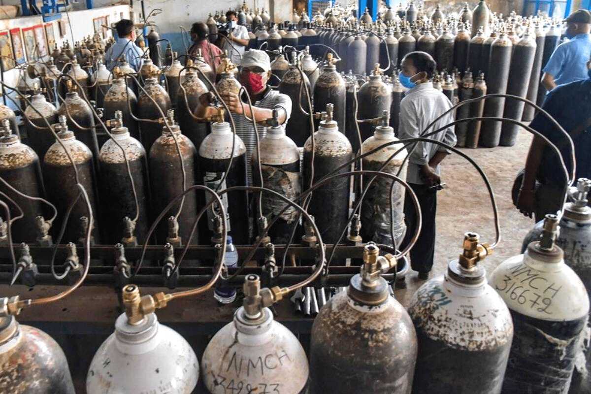 SHORTAGE OF OXYGEN CYLINDERS