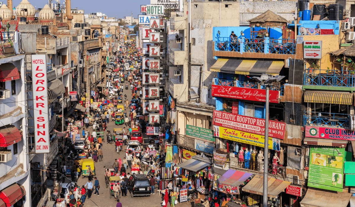 cheapest shopping markets in Delhi